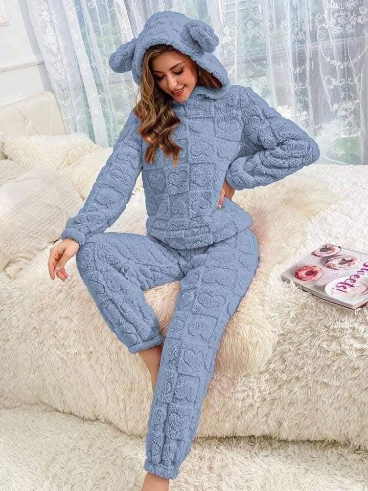 Pijama Corazón con Capucha - ¡Prepárate para el Invierno! Lleva 2 y Paga 1😱